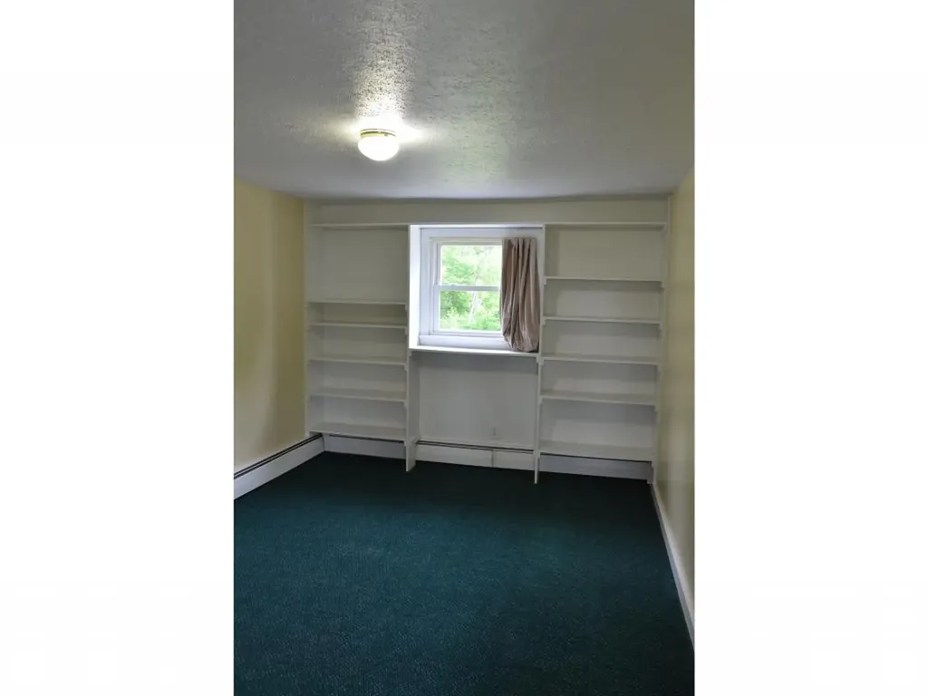 1092 Nh Route 175 Campton NH 03223