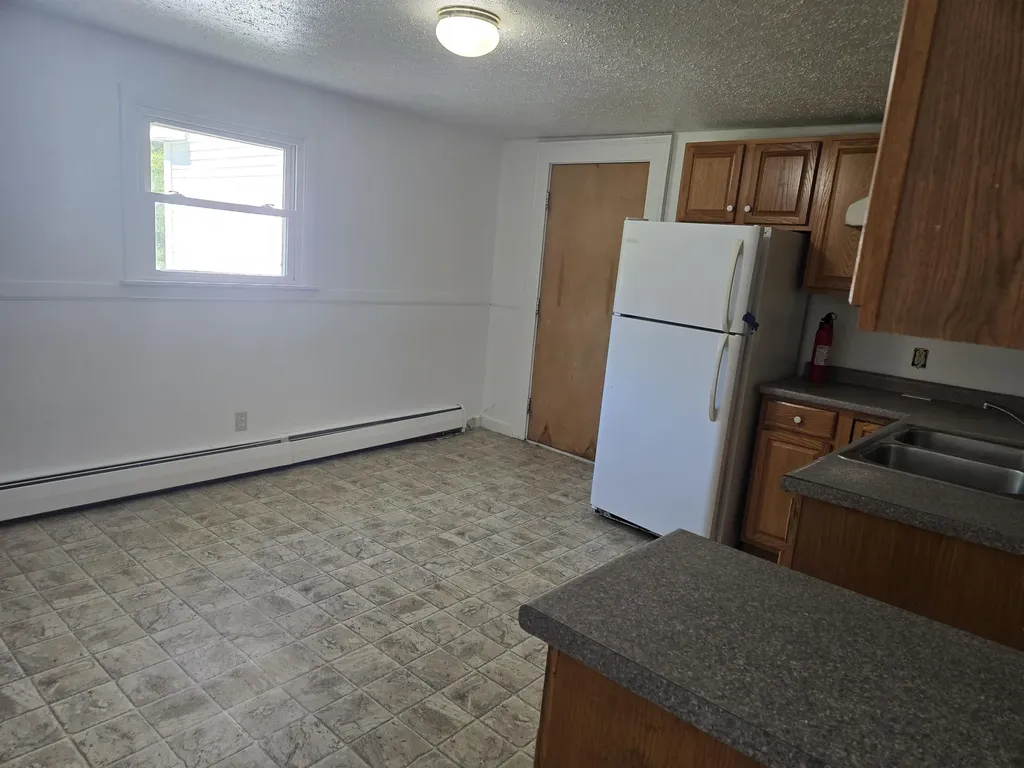 1092 Nh Route 175 Campton NH 03223