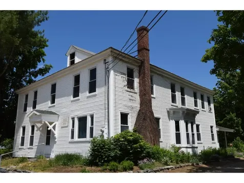 1092 Nh Route 175 Campton NH 03223