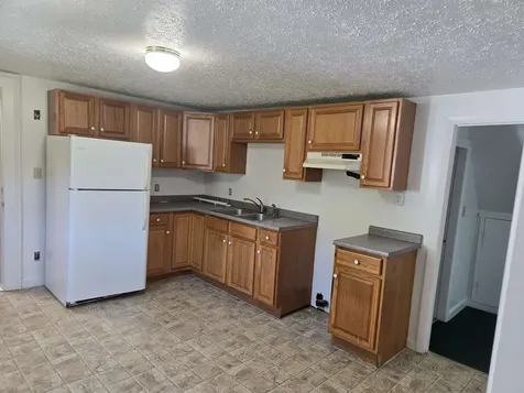 1092 Nh Route 175 Campton NH 03223
