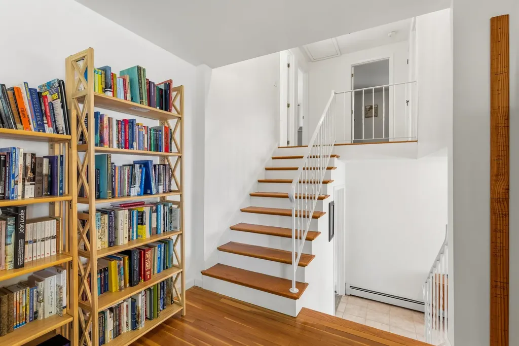 13 Wingate Street Hampton NH 03842