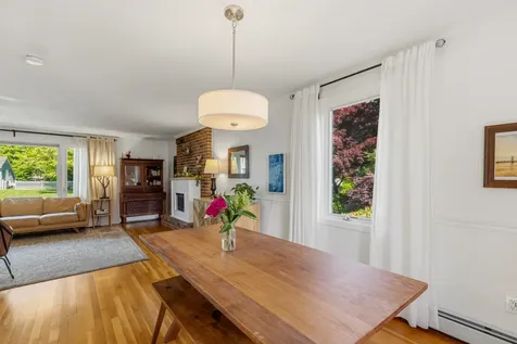 13 Wingate Street Hampton NH 03842