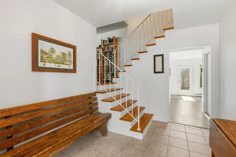 13 Wingate Street Hampton NH 03842