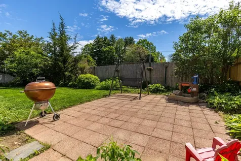 13 Wingate Street Hampton NH 03842