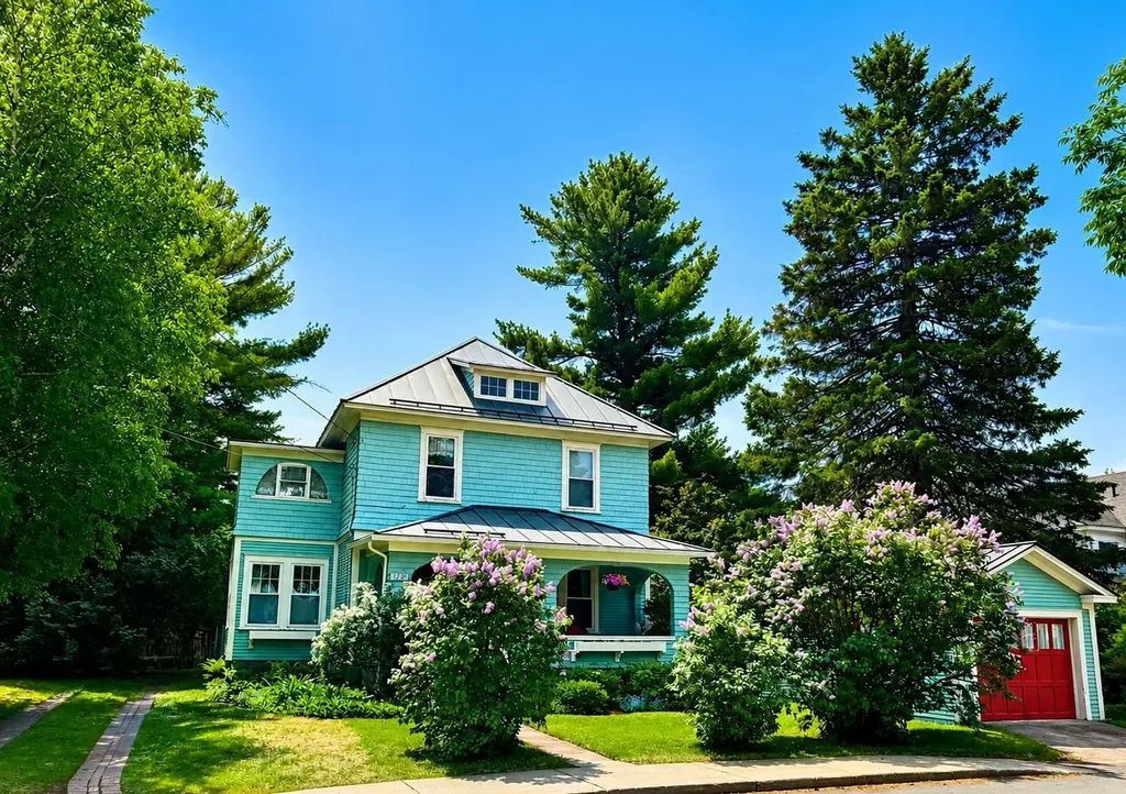 129 Beach Street Derby VT 05830