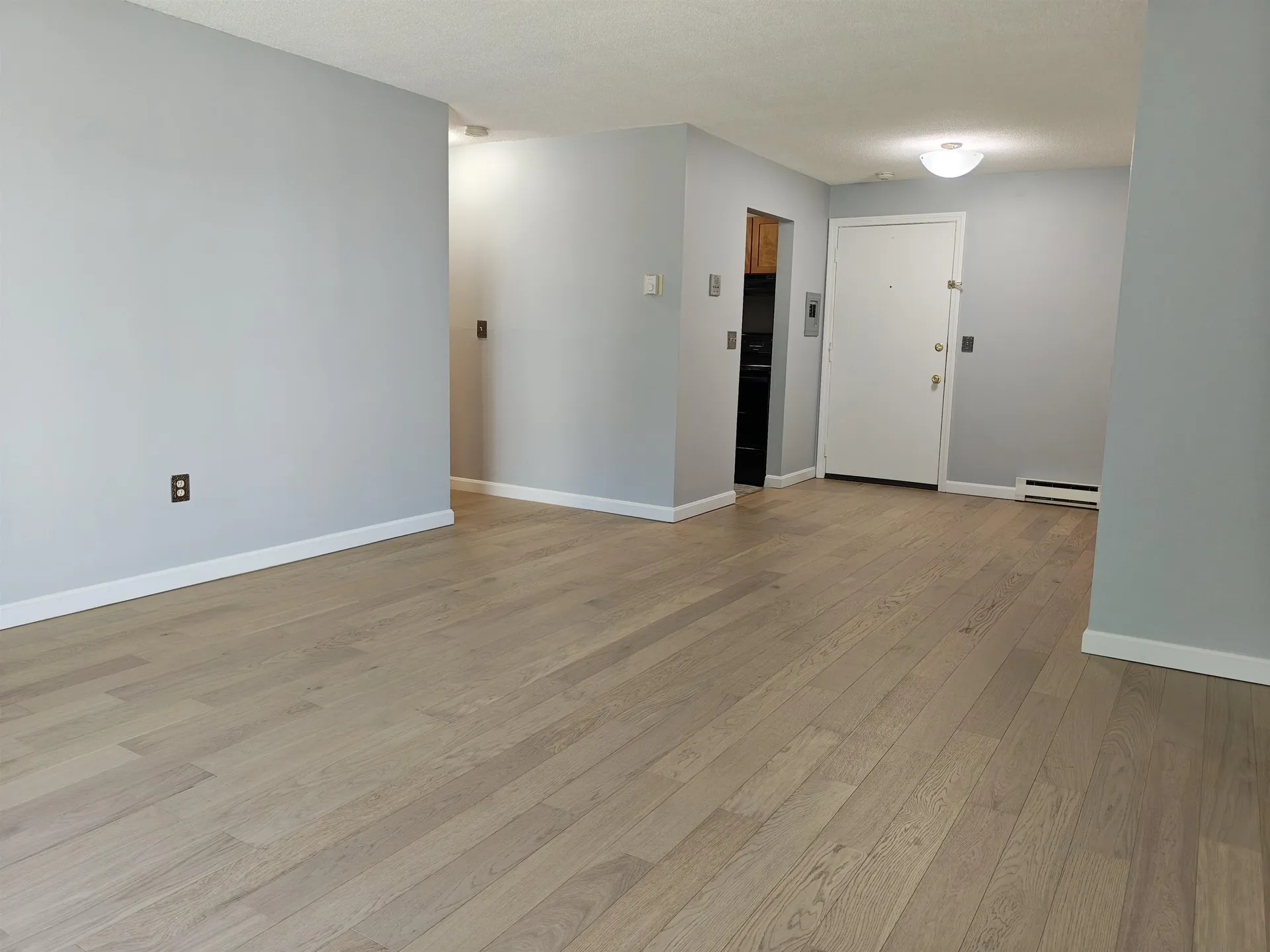 83F Constitution Drive Londonderry NH 03053