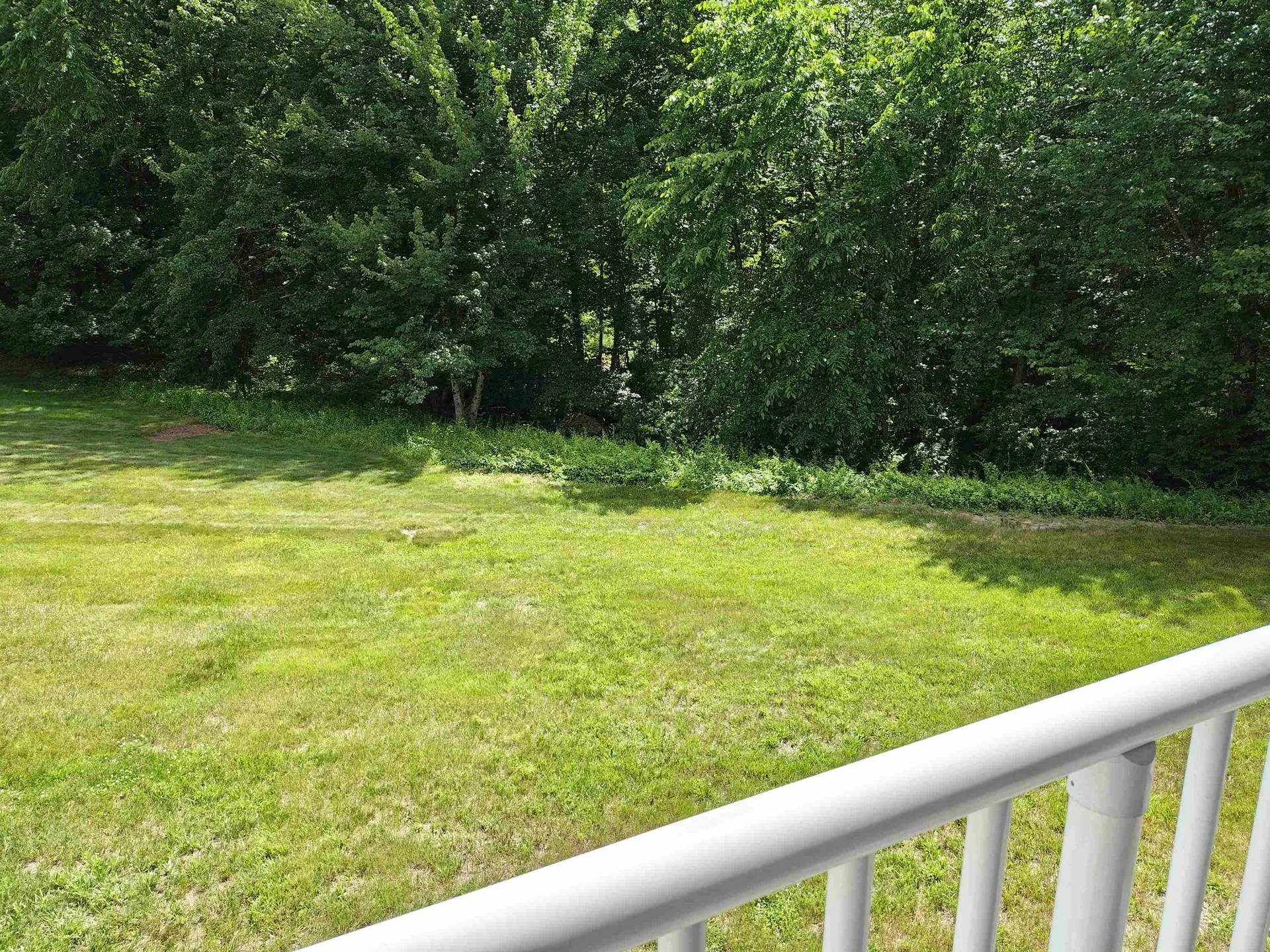 83F Constitution Drive Londonderry NH 03053