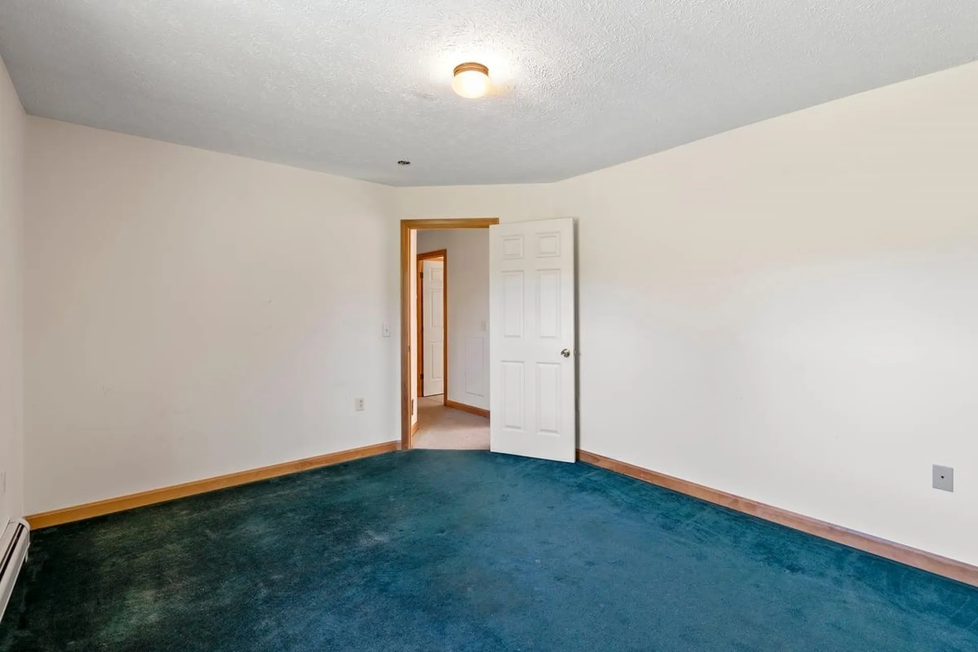 82 West Street Road Fairfax VT 05454