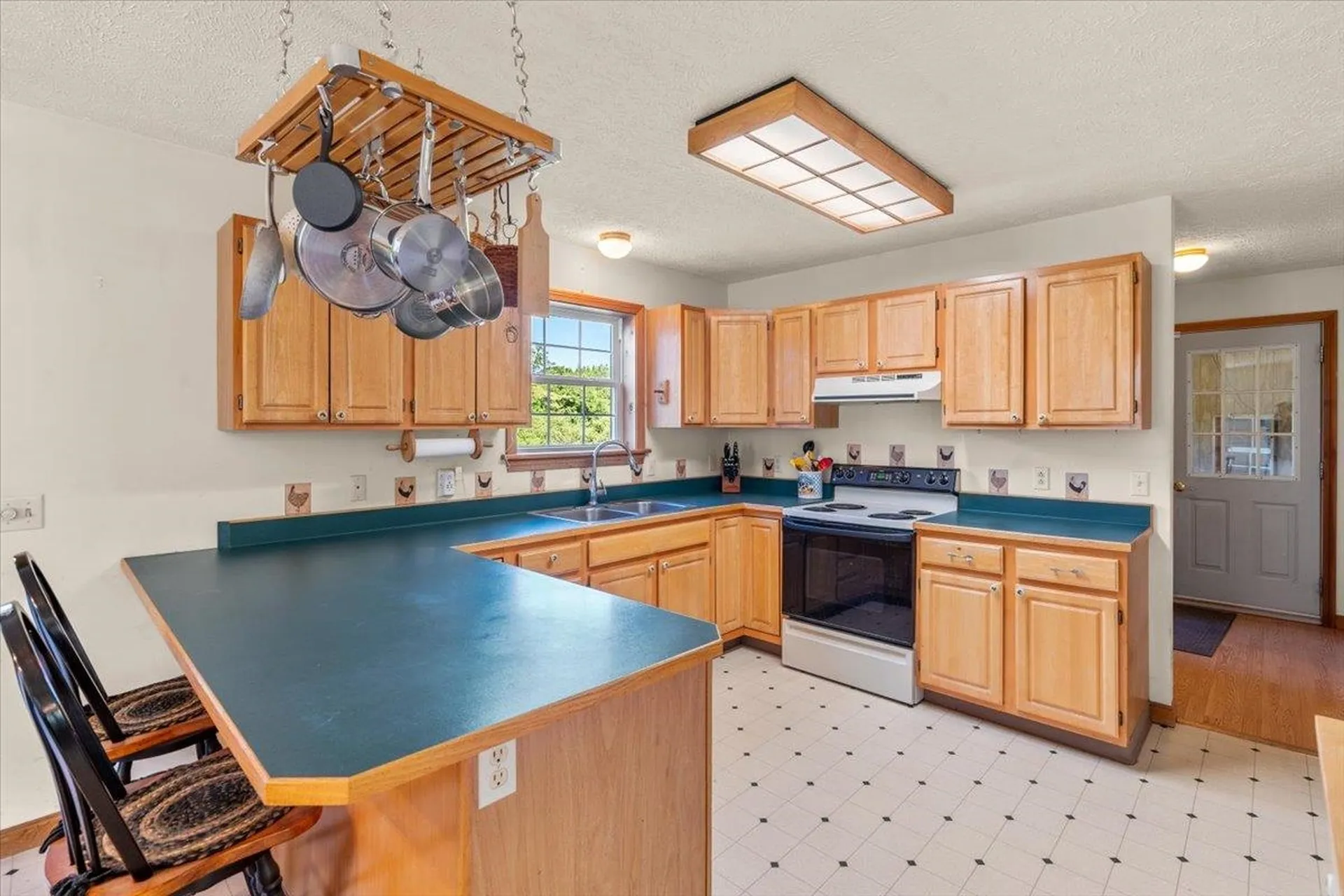 82 West Street Road Fairfax VT 05454