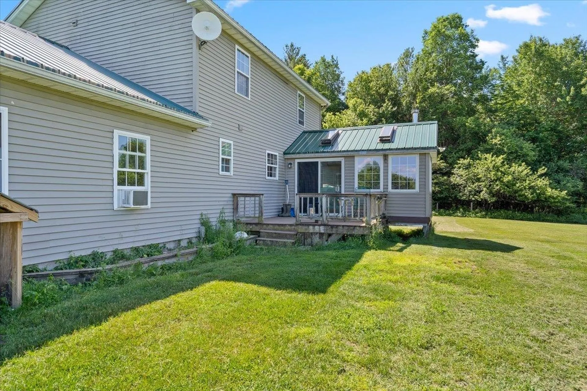 82 West Street Road Fairfax VT 05454
