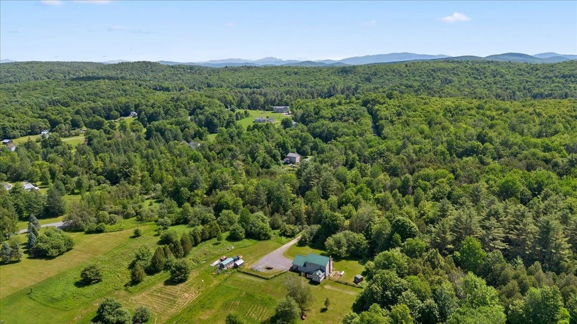 82 West Street Road Fairfax VT 05454