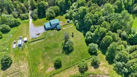 82 West Street Road Fairfax VT 05454