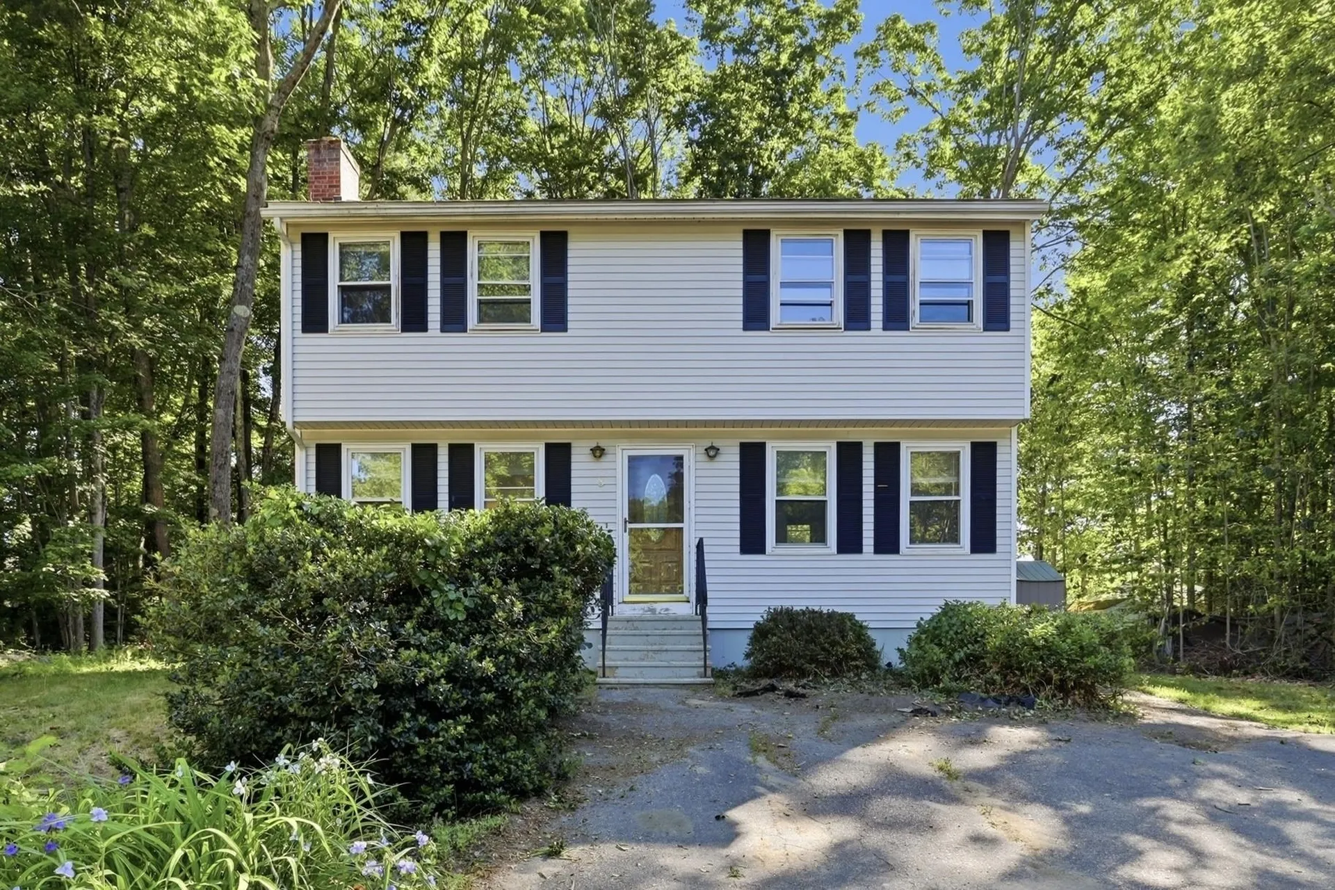 8 Nasturtium Terrace Concord NH 03303