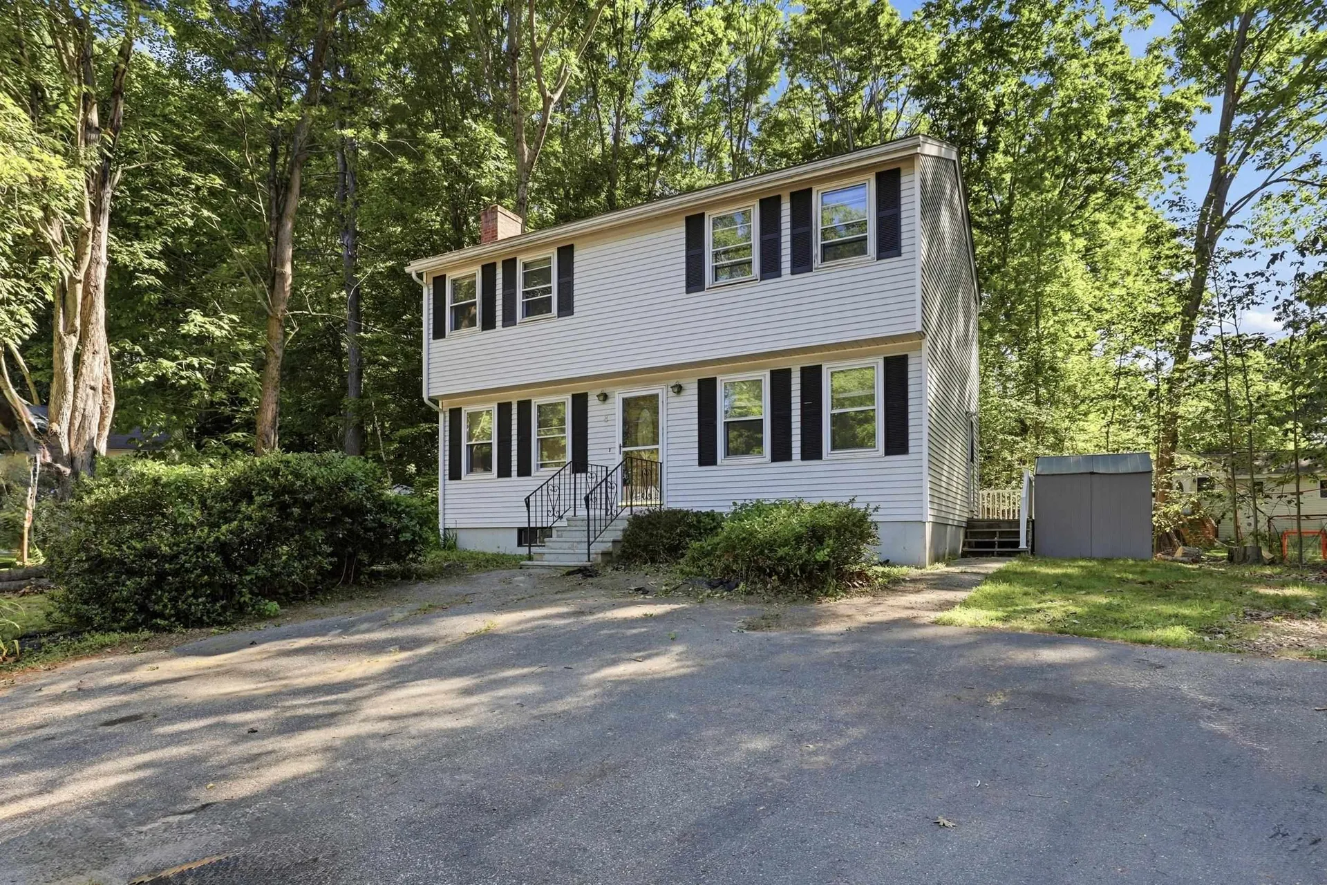 8 Nasturtium Terrace Concord NH 03303