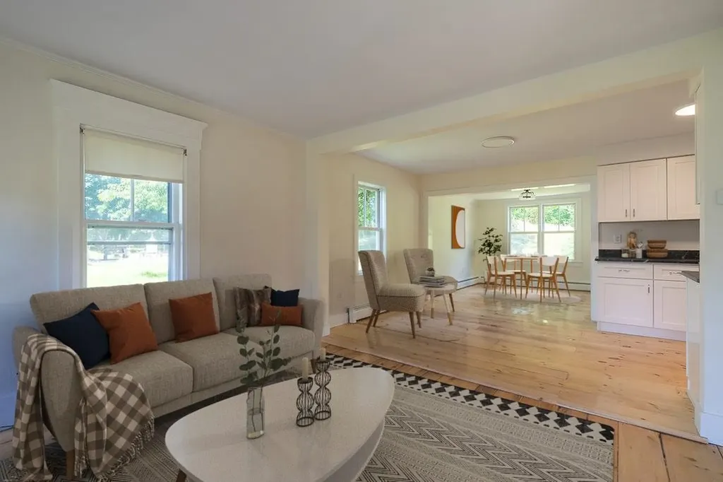 135 Pepperrell Road Kittery ME 03905