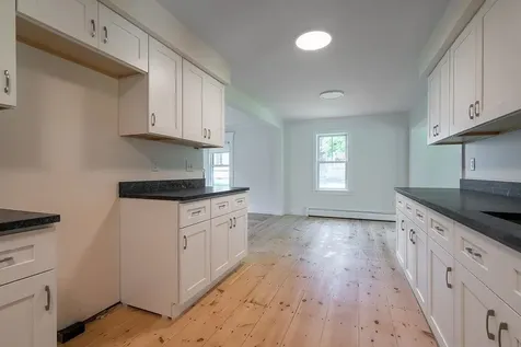 135 Pepperrell Road Kittery ME 03905