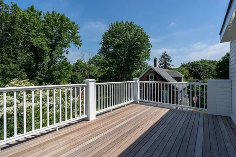 135 Pepperrell Road Kittery ME 03905