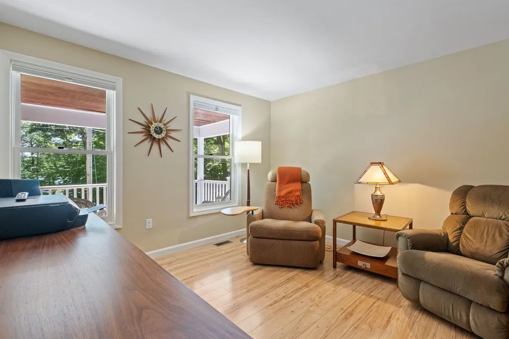 5 Lloyd Road Wolfeboro NH 03894