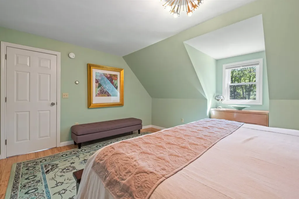 5 Lloyd Road Wolfeboro NH 03894