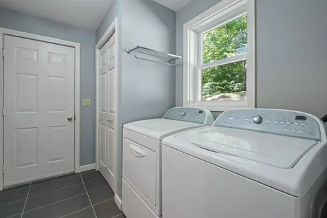 5 Lloyd Road Wolfeboro NH 03894