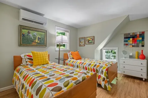 5 Lloyd Road Wolfeboro NH 03894