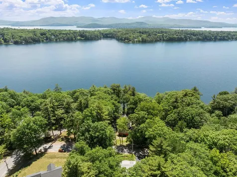 5 Lloyd Road Wolfeboro NH 03894