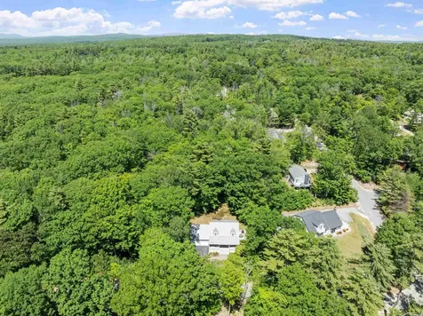5 Lloyd Road Wolfeboro NH 03894