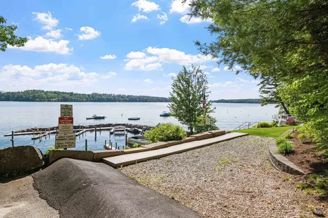 5 Lloyd Road Wolfeboro NH 03894