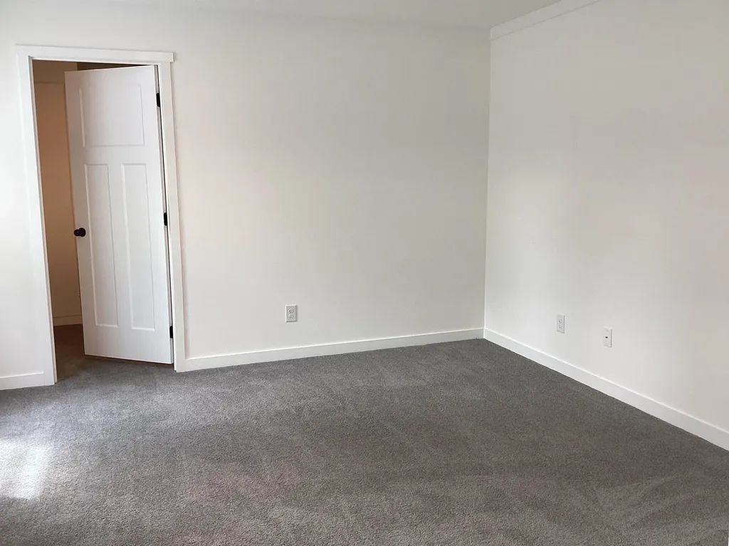 5 Garden Way Troy NH 03465