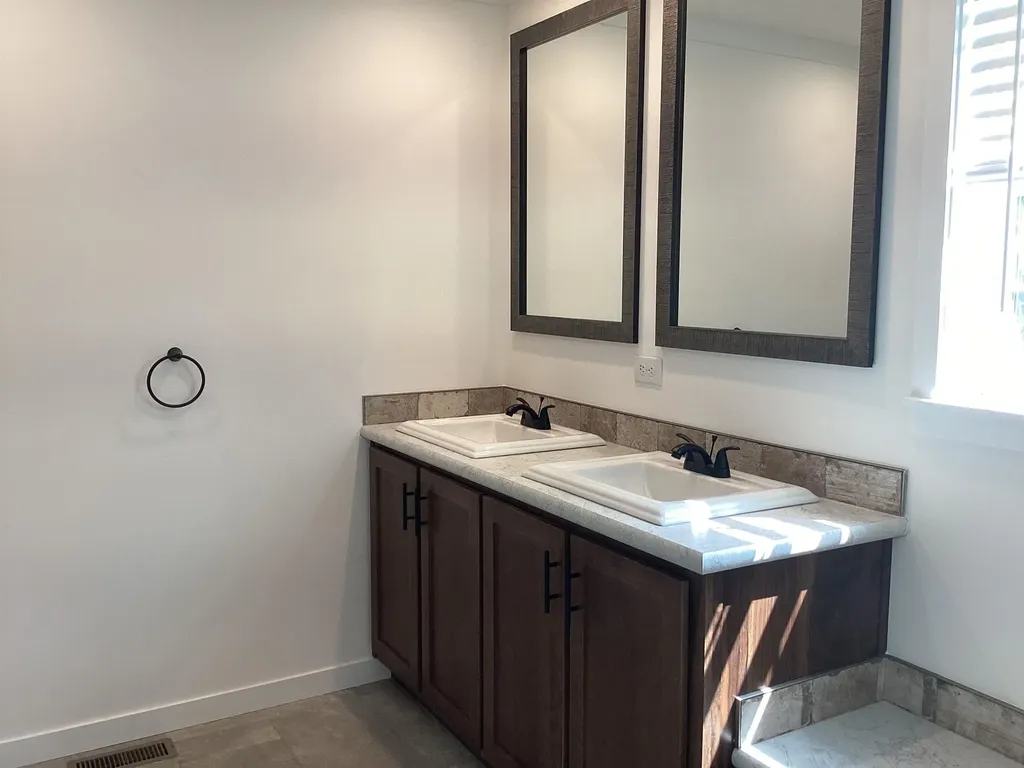 5 Garden Way Troy NH 03465