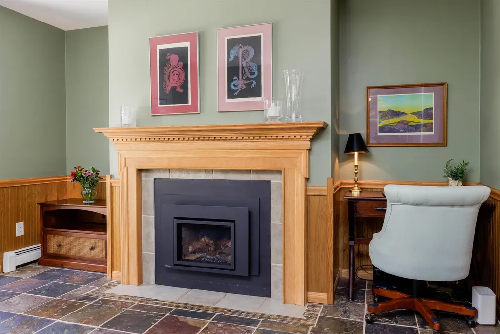 46 Davenport Lane Hartford VT 05059