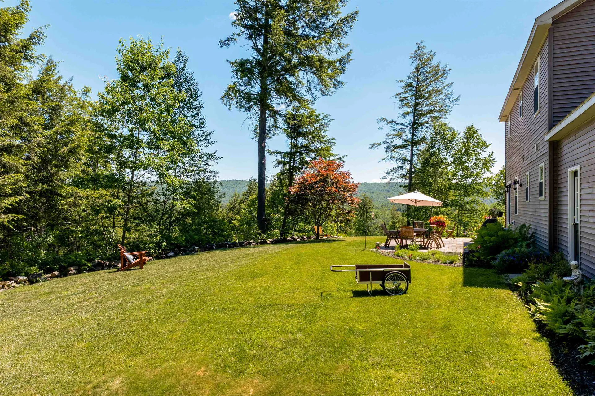46 Davenport Lane Hartford VT 05059