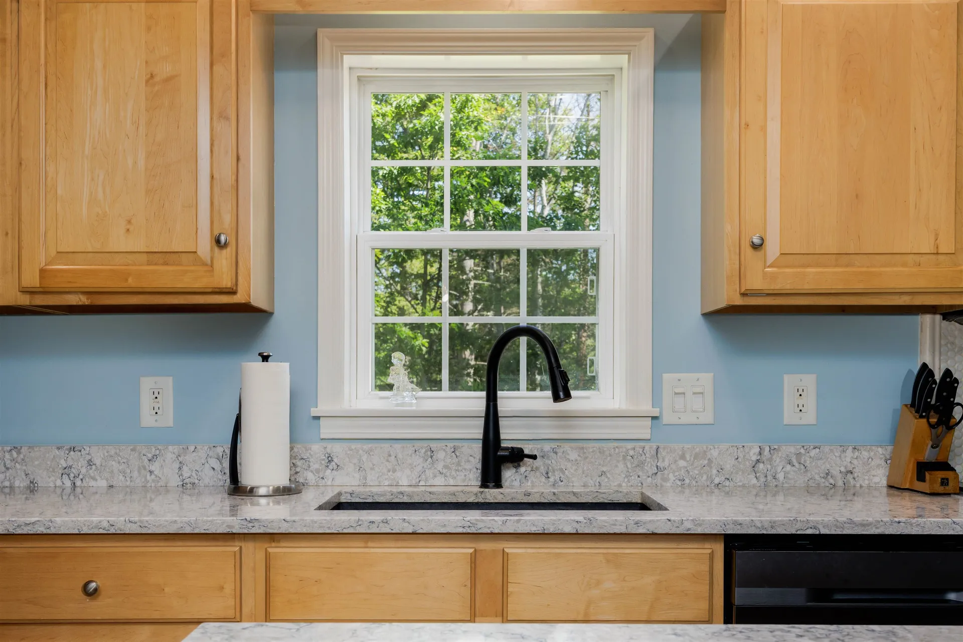 46 Davenport Lane Hartford VT 05059