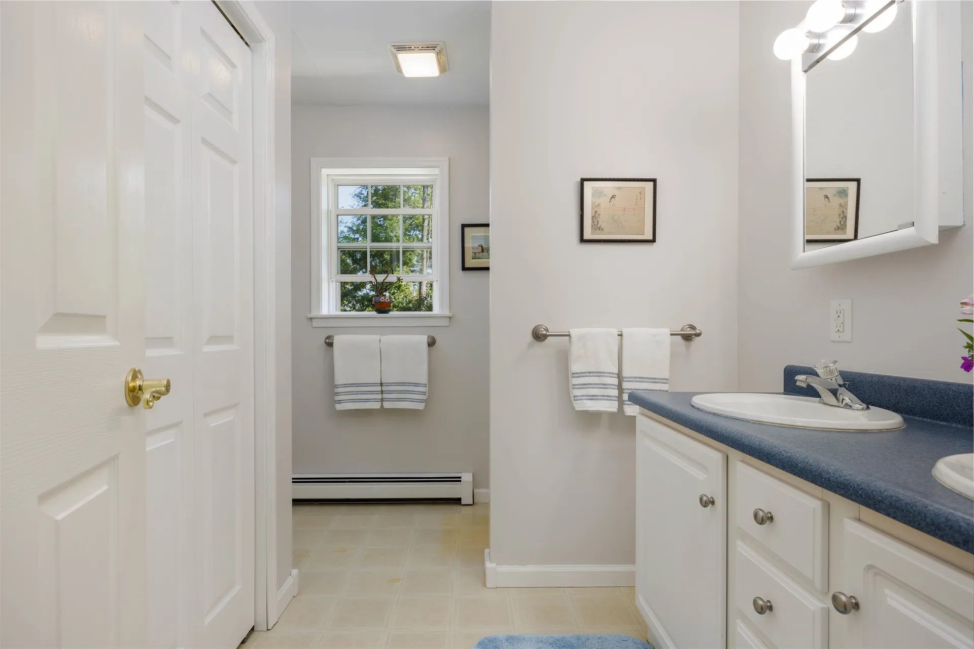 46 Davenport Lane Hartford VT 05059