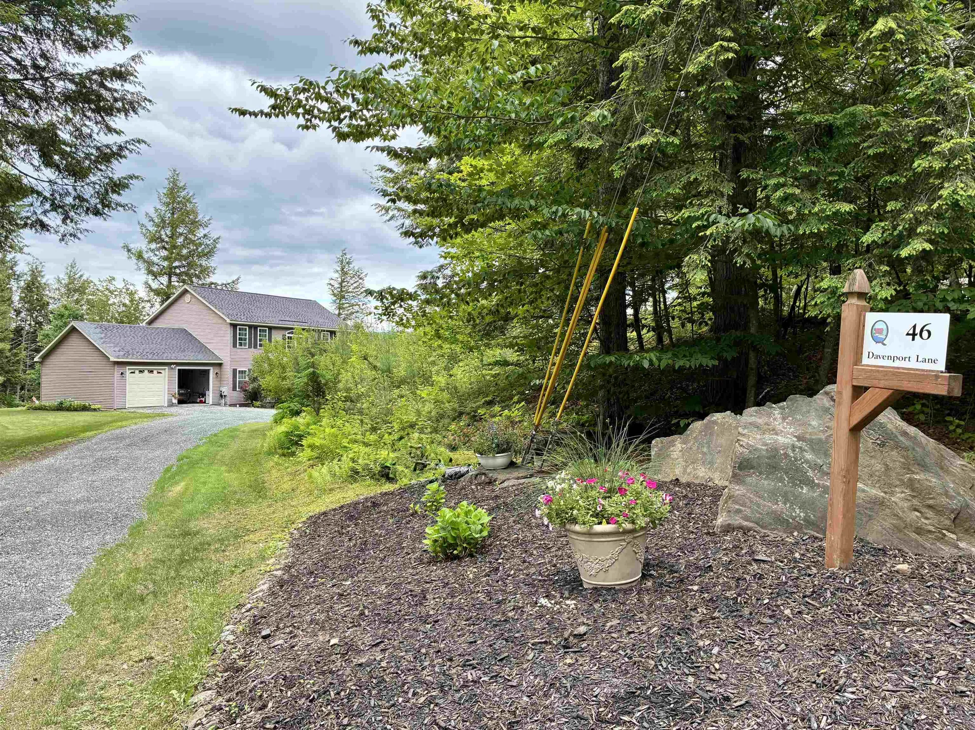 46 Davenport Lane Hartford VT 05059