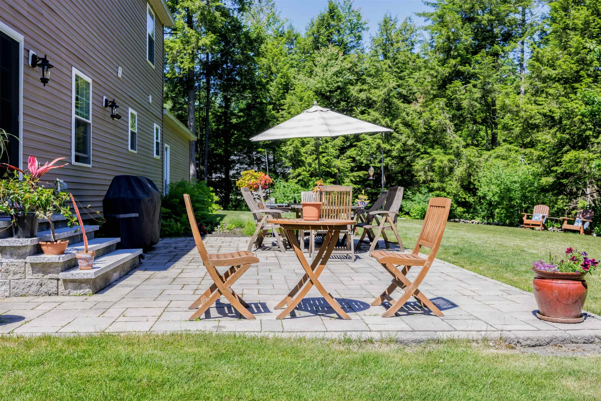 46 Davenport Lane Hartford VT 05059