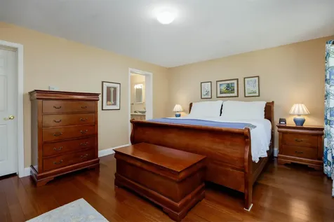 46 Davenport Lane Hartford VT 05059