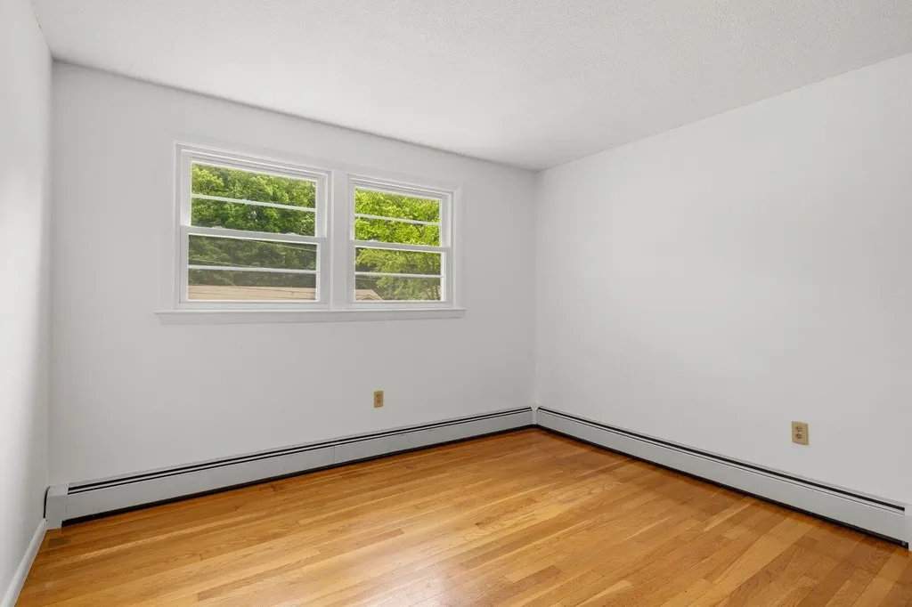 15 Harding Road Portsmouth NH 03801