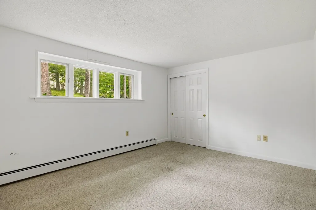 15 Harding Road Portsmouth NH 03801
