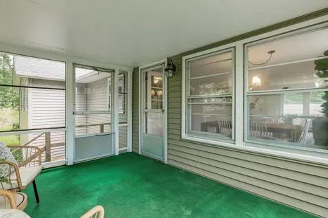 15 Harding Road Portsmouth NH 03801