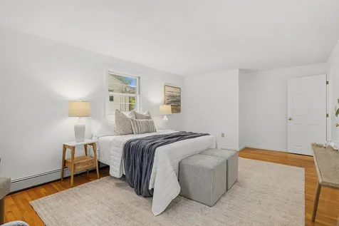 15 Harding Road Portsmouth NH 03801