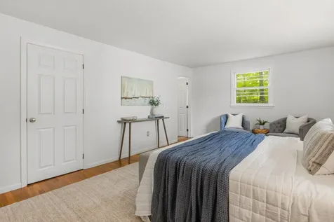 15 Harding Road Portsmouth NH 03801