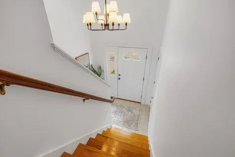 15 Harding Road Portsmouth NH 03801