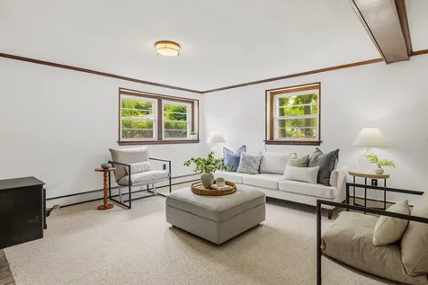 15 Harding Road Portsmouth NH 03801