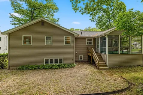 15 Harding Road Portsmouth NH 03801