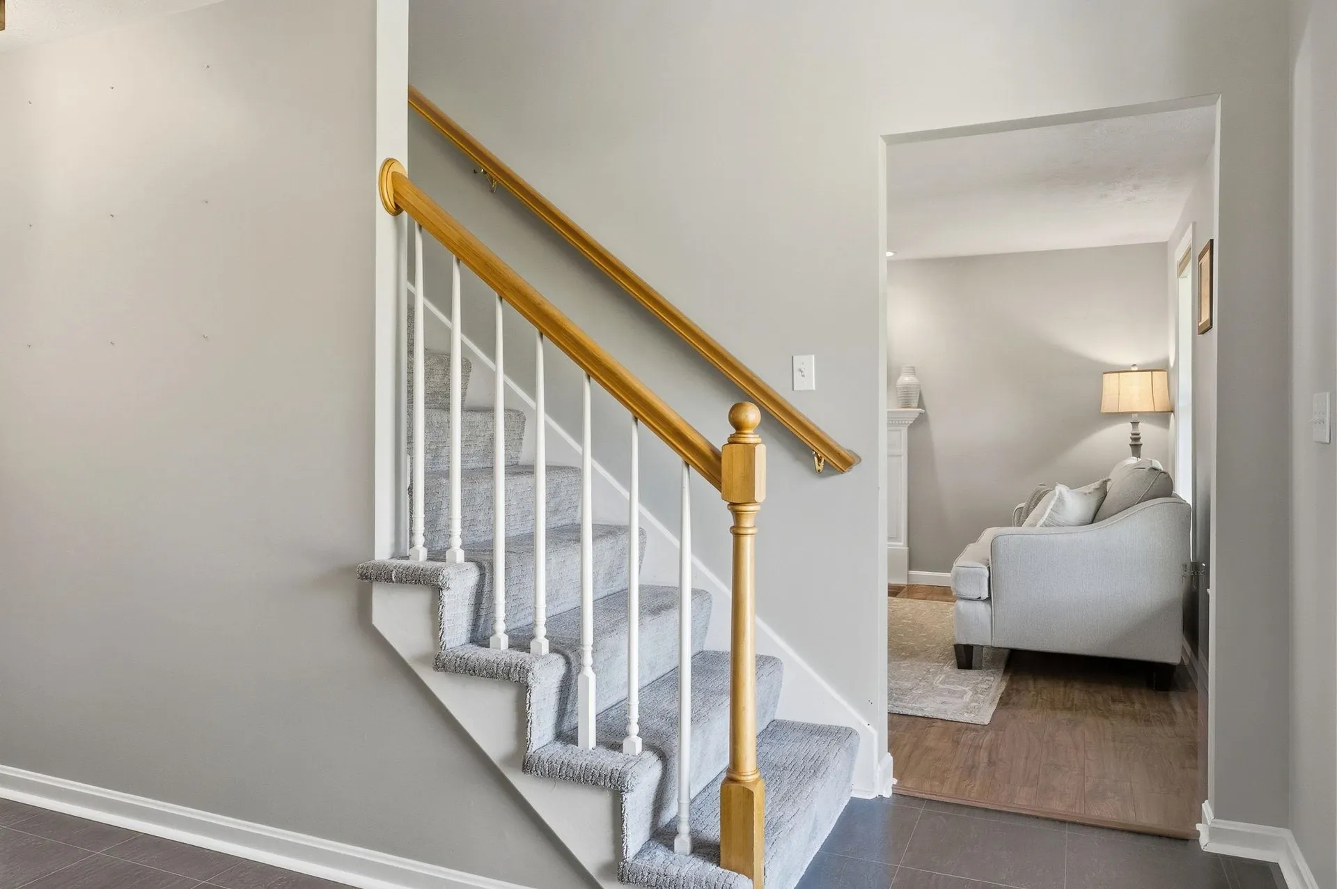 17 Donmac Drive Derry NH 03038