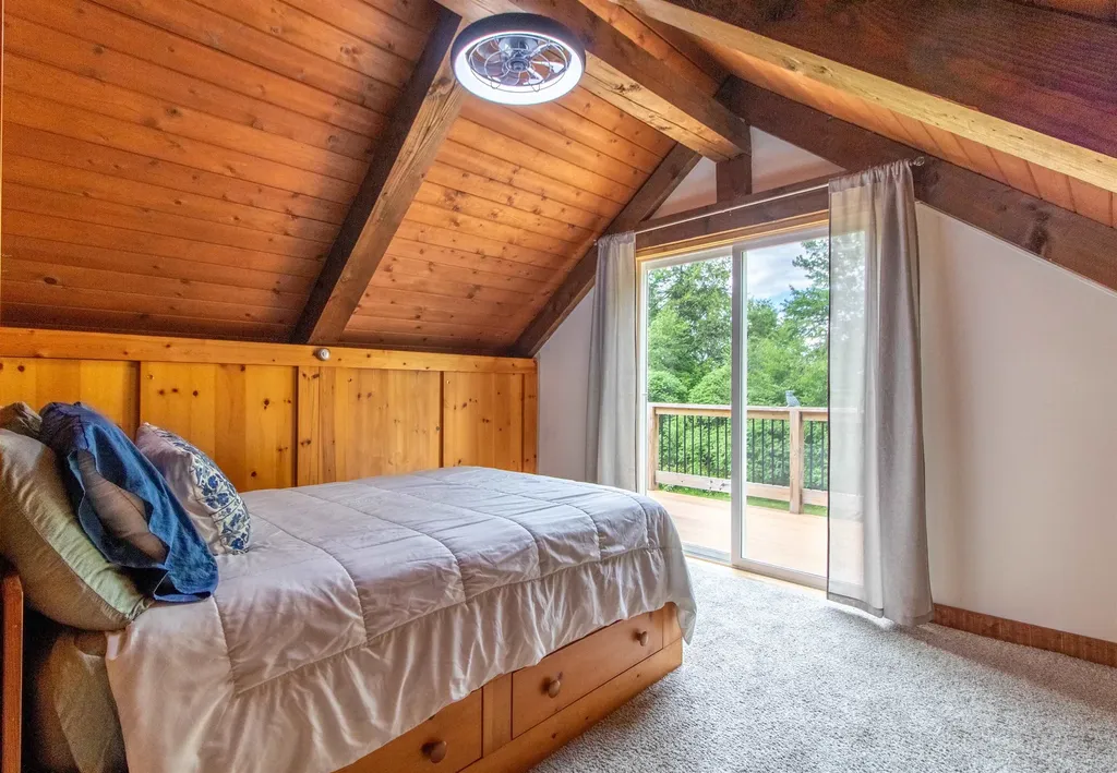 40 Orchard Road Burke VT 05832