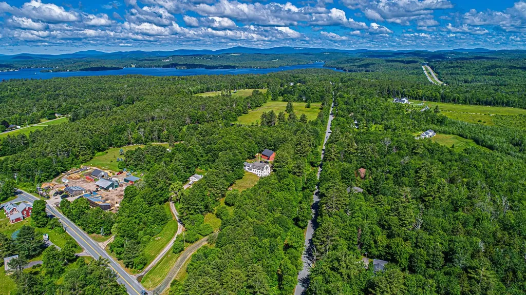 1502 King Hill Road New London NH 03257