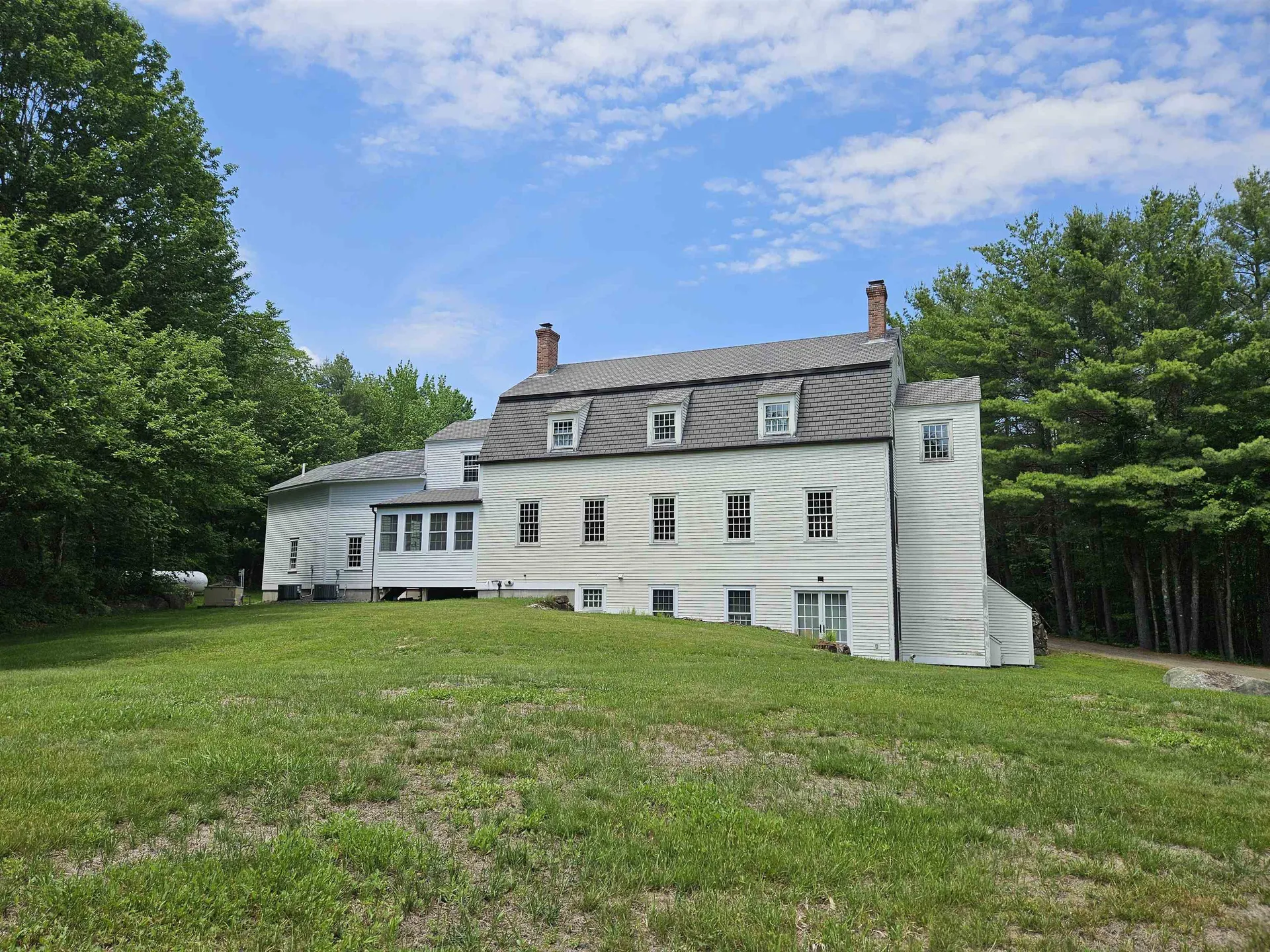1502 King Hill Road New London NH 03257