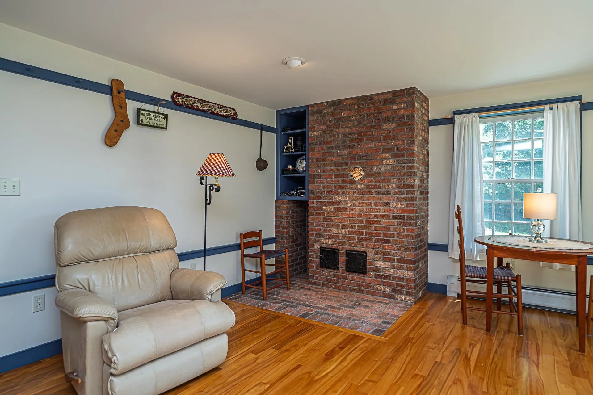 1502 King Hill Road New London NH 03257
